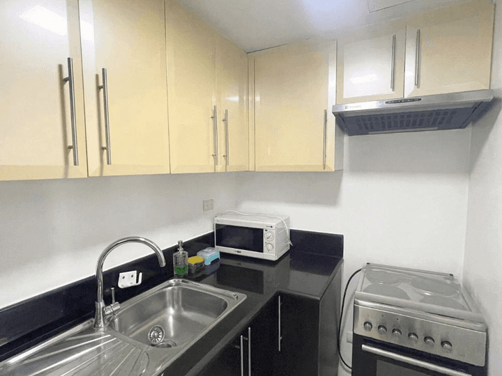 Fully Furnished 1 Bedroom Unit in Parkside Villas, Newport City, Pasay