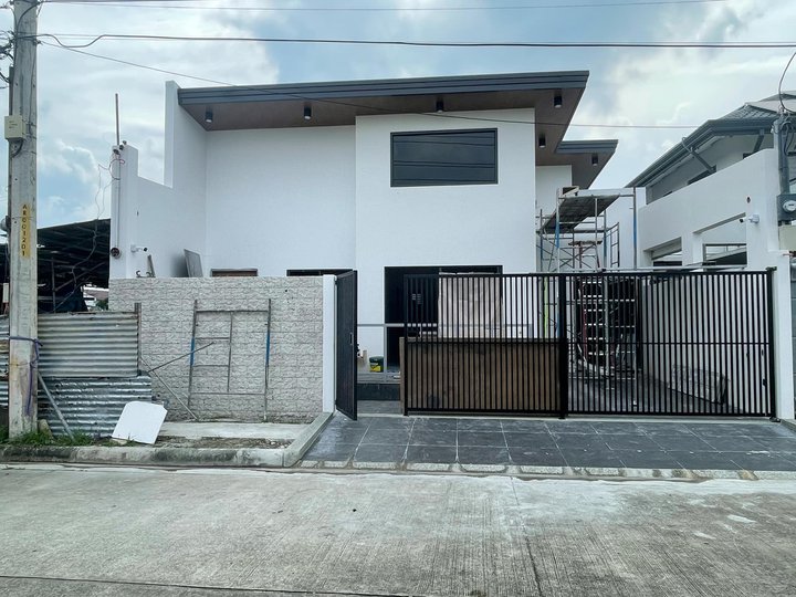 PRE-SELLING MODERN HIGH CEILING BUNGALOW HOUSE IN SAN FERNANDO NEAR SM TELABASTAGAN