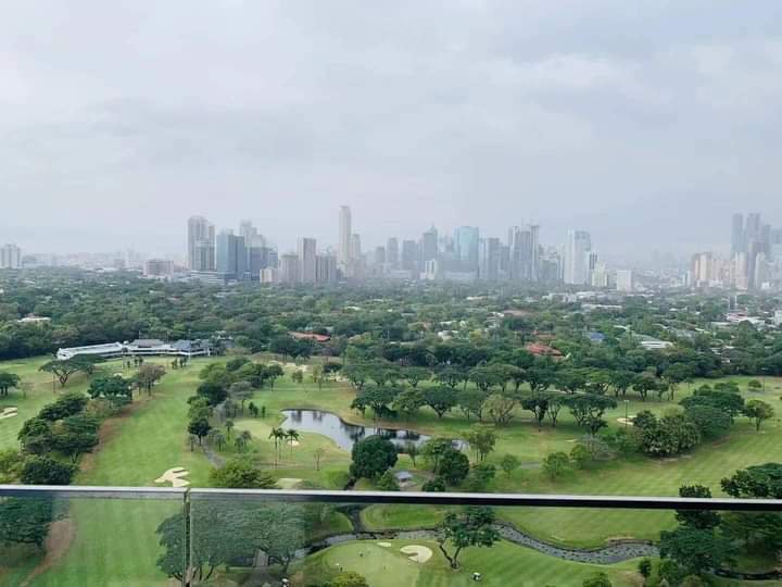 2 Bedrooms with Golf View and Balcony in 8 Forbes Town Road Condo BGC