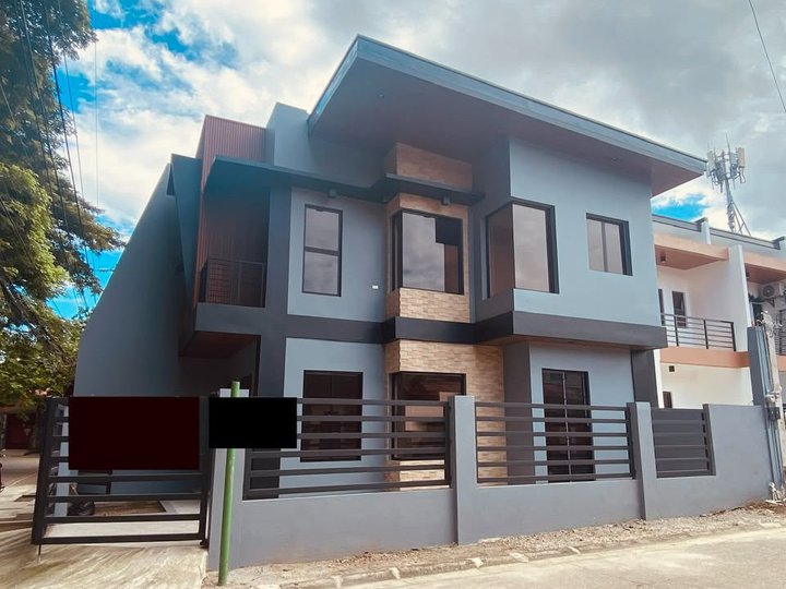 Brand new House for Sale in Pacita Complex San Pedro Laguna