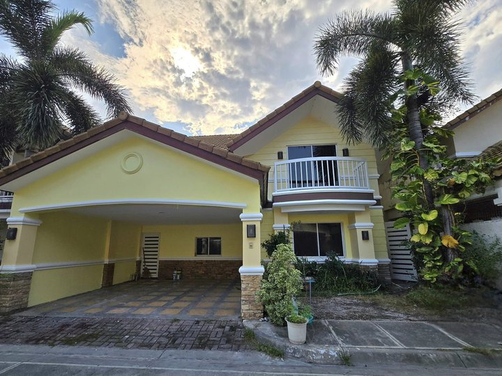 FOR SALE/RENT WELL MAINTAINED TWO STOREY HOUSE IN MABALACAT NEAR CLARK AND MABIGA TOLL