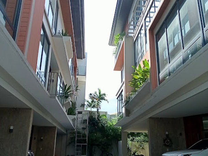 For Sale 4- Bedroom Townhouse with Attic in Paco Manila
