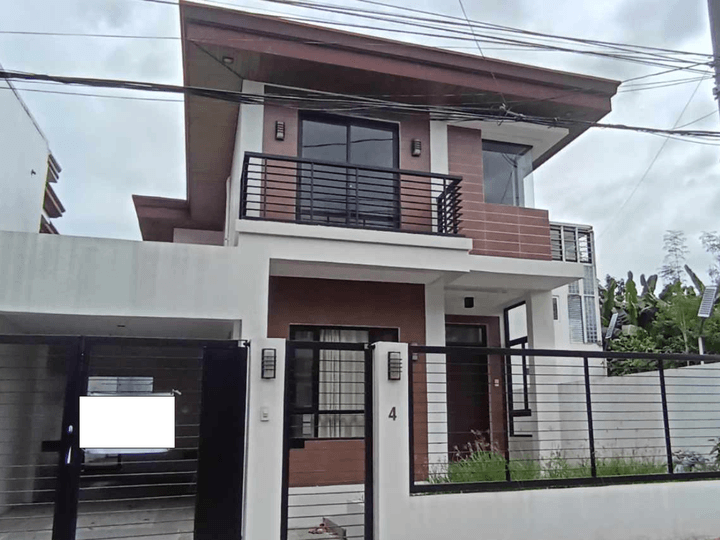 3-bedroom Single Detached House For Sale in Fairview Quezon City / QC