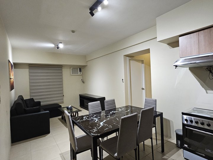 For Sale, Chic 2 Bedroom Unit at AVIDA Towers BGC, 34th Street