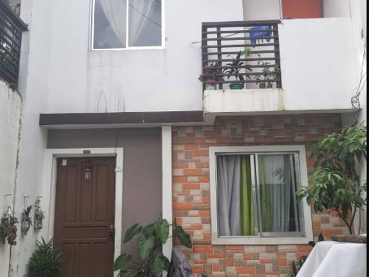 Foreclosed 3-bedroom Townhouse For Sale in Caloocan