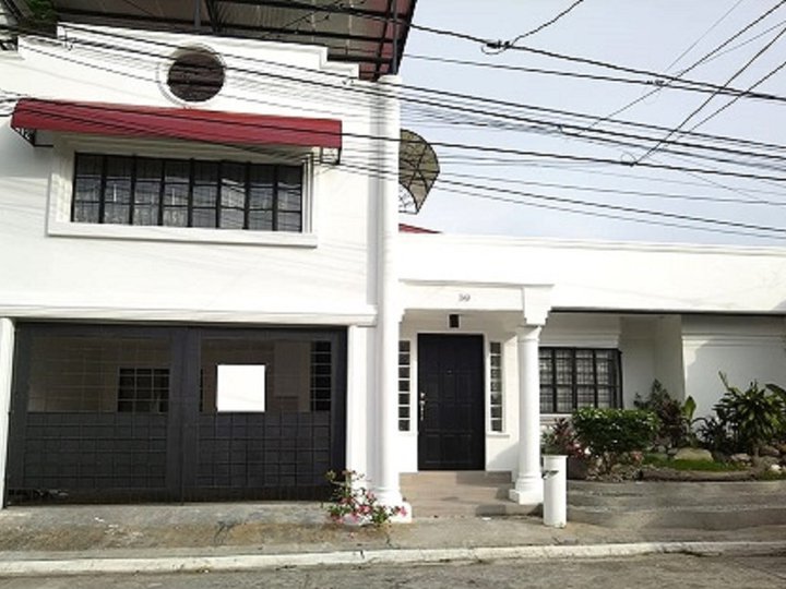 280sqm Bungalow for Sale in BF Homes Paranaque City