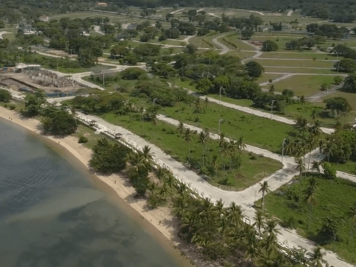 RESIDENTIAL BEACH LOT FOR SALE IN LAIYA BATANGAS