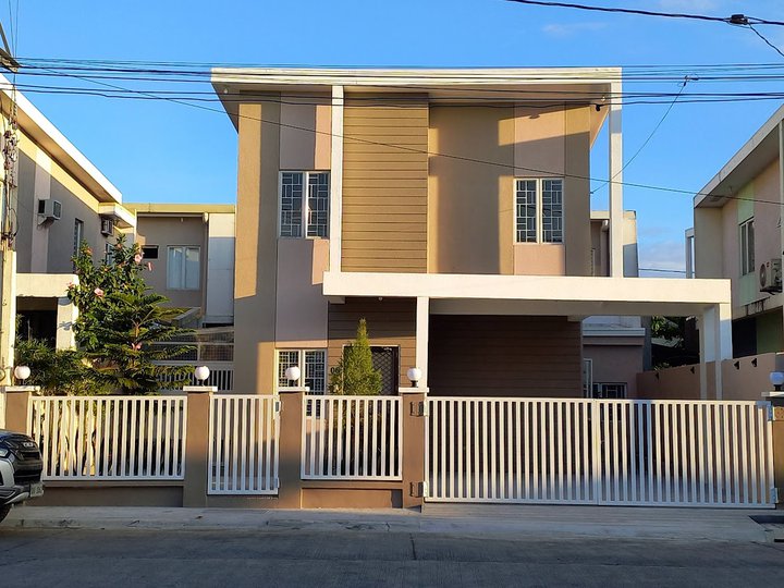 SINGLE DETACHED & SEMI-FURNISHED FOR SALE IN BACOOR CAVITE