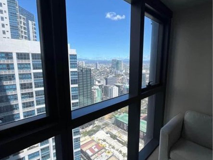 For Rent Two Bedroom @ Uptown Ritz BGC