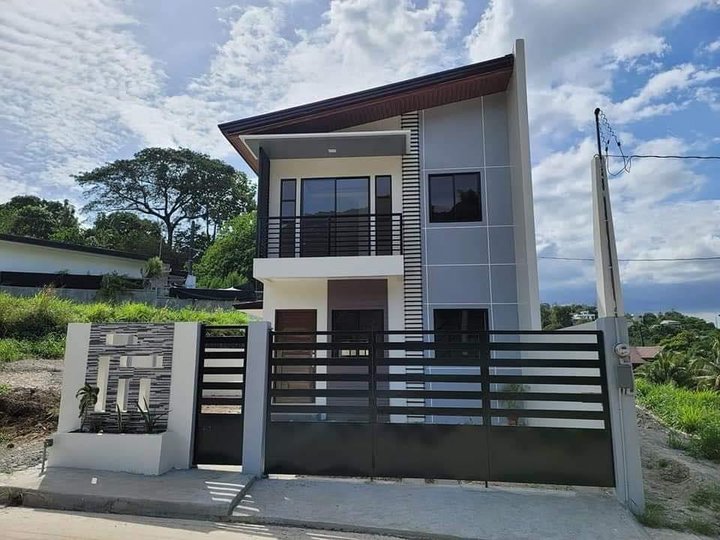 READY FOR OCCUPANCY House and Lot for Sale in SUMMERHILLS ANTIPOLO