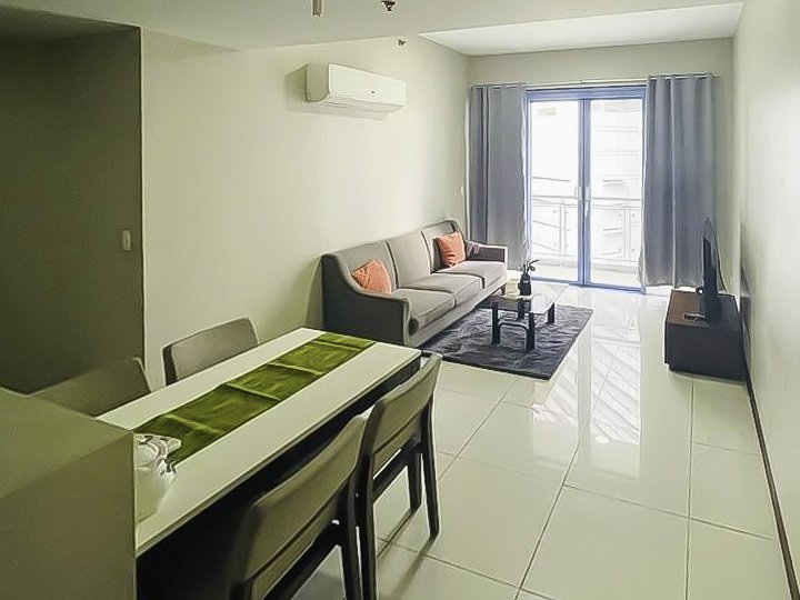 Three Central, Condominium for Sale in Maakti City