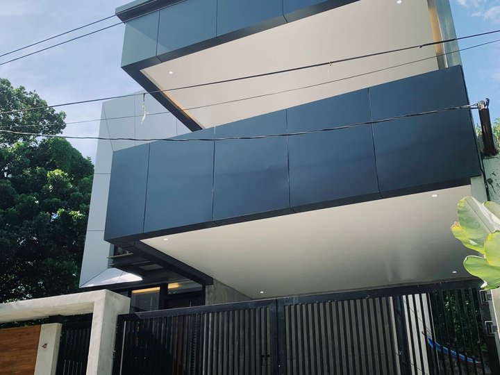 FOR SALE BRAND NEW MODERN INDUSTRIAL STARTER HOME IN PAMPANGA
