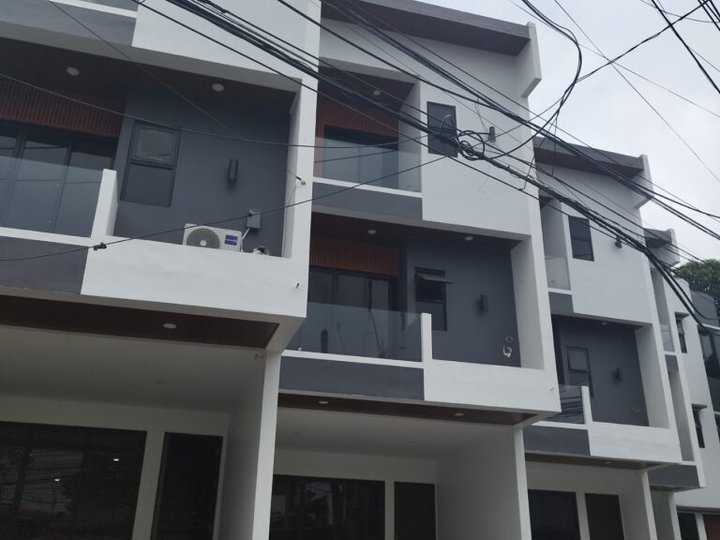 3 Storey Townhouse For sale with 3 Bedroom PH2892