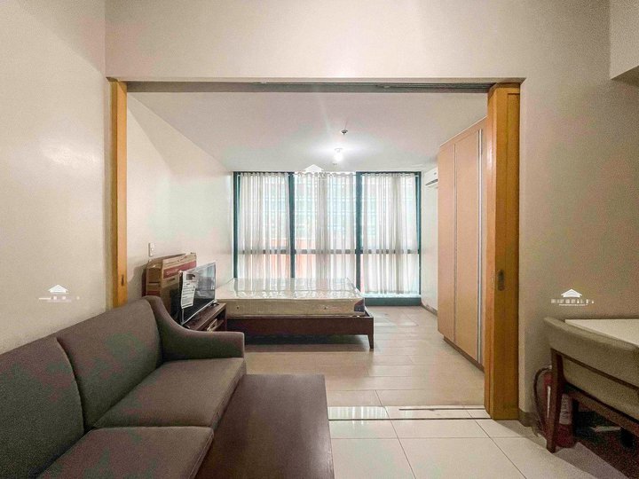 BGC, Condo Unit for Sale in One Uptown Residences, Taguig City