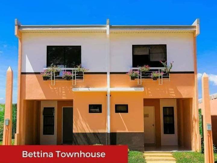 2-bedroom Townhouse For Sale in Rodriguez Montalban Rizal