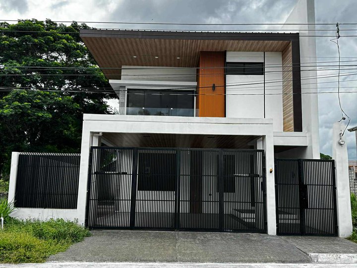 FOR SALE BRAND NEW CONTEMPORARY HOME NEAR SM TELABASTAGAN