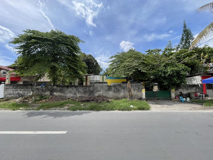 FOR SALE LOT IDEAL FOR INVESTMENT OR BUSINESS USE IN ANGELES CITY NEAR CLARK