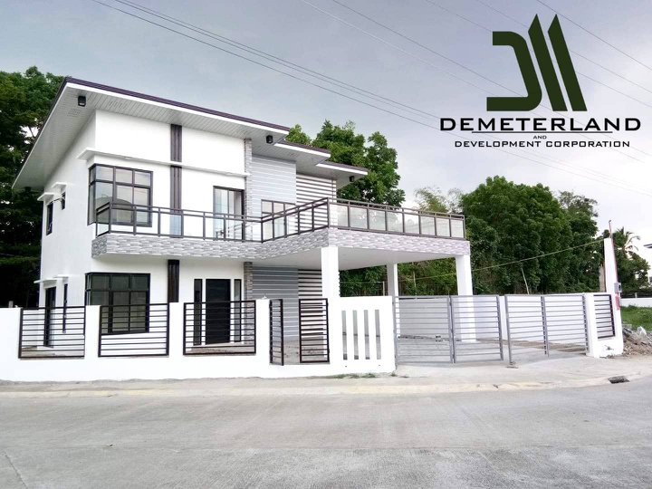 Single Detached House and Lot For Sale in Tanza Cavite