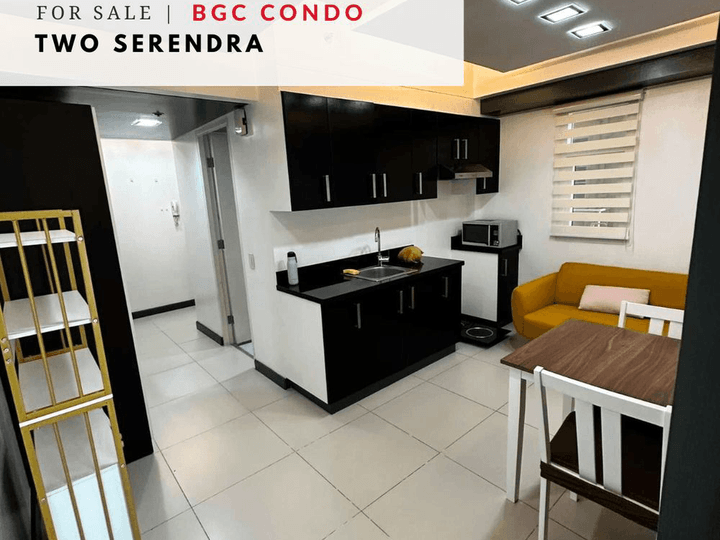 For Sale: Cozy BGC 1 Bedroom Unit in Two Serendra, Taguig, SM Aura