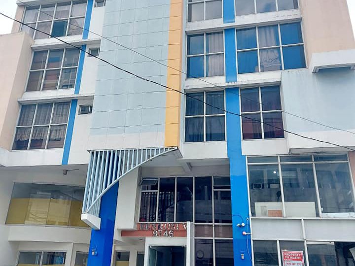 Bi-level Condo Unit for Sale in Benrosi V, Makati City