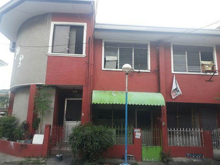 Apartment For Sale  Sta. Ana Manila