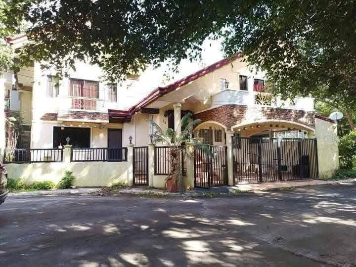 House for Sale in La Residencia Sta Rosa City Laguna