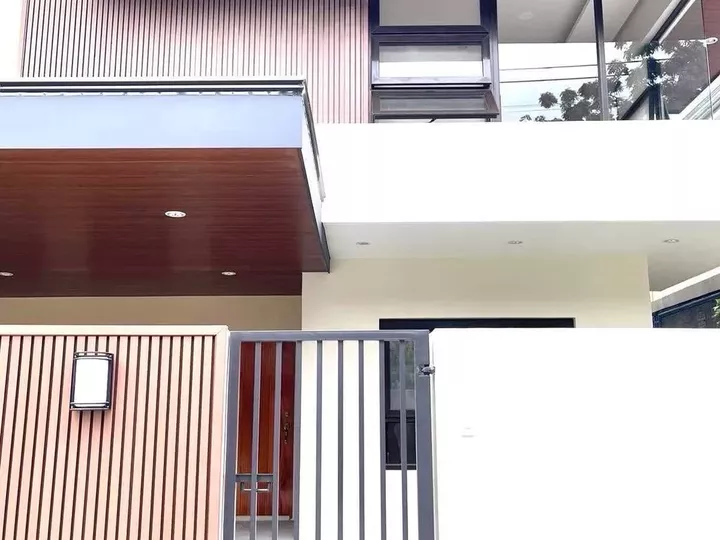 Move in Ready 5-Bedroom Family Home in Cittadella Executive Village