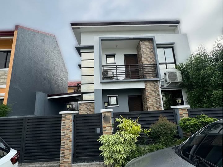 For Sale Three Bedroom House in Malolos