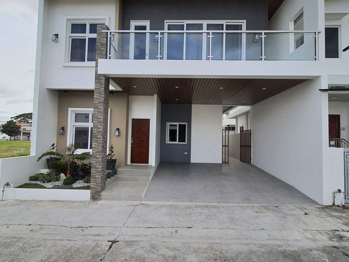 FOR SALE FURNISHED CONTEMPORARY HOUSE WITH SWIMMING POOL IN ANGELES CITY PAMPANGA