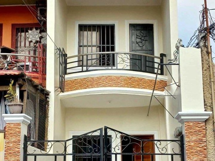 3BR Townhouse for Sale in  Parang Marikina City