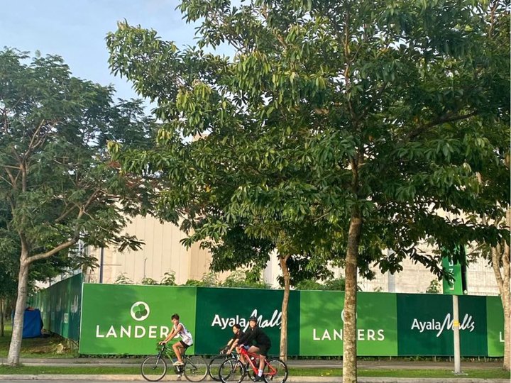 570sqm Residential lot for Sal in The Courtyards Ayala Vermosa Daang-Hari Imus Cavite
