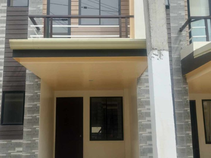 PUYO DAYON Townhouse and Lot Alexa Model Unit in Belize North Consolacion Cebu