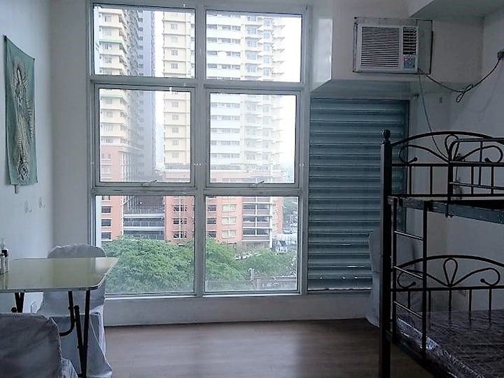 Condo Unit For Rent - 8th Floor Tower 1 at The Linear Makati