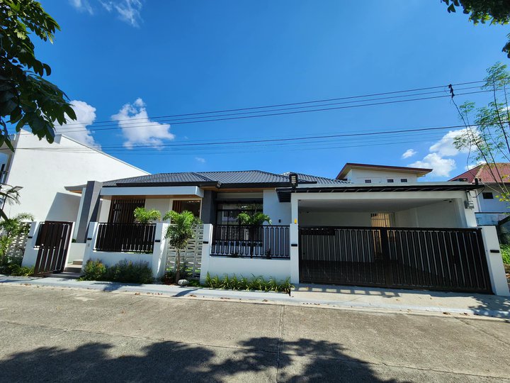 Furnished 3-bedroom Single Attached House For Sale in Metrogate Subd. Angeles Pampanga