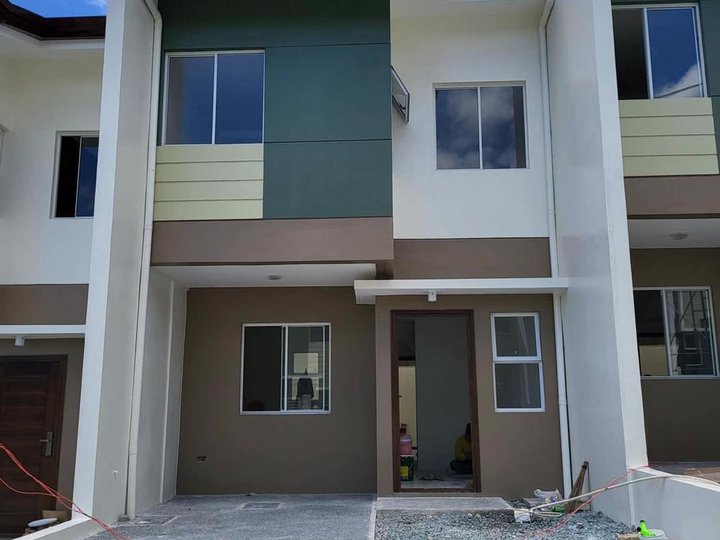 TOWNHOUSE FOR SALE RFO & PRE SELLING IN BULACAN EMINENZA PHASE 2
