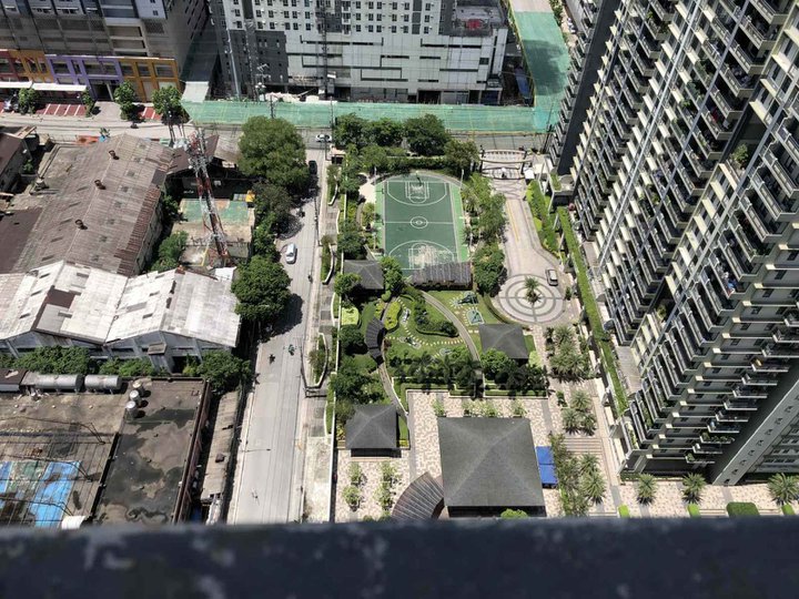 For Rent Three Bedroom @ Flair Towers Mandaluyong