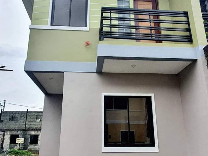 PRE SELLING HOUSE AND LOT FOR SALE IN FORTUNE MARIKINA CITY