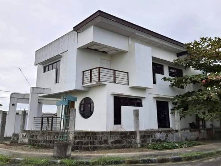 House for Sale in Antel Grand Village General Trias Cavite