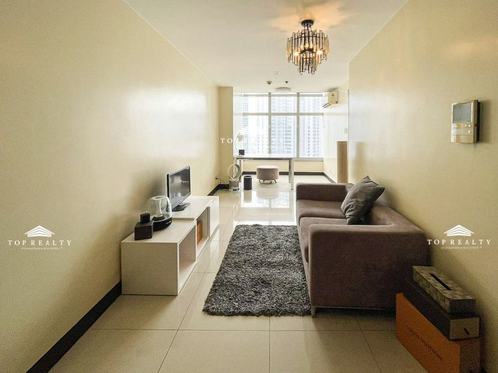 For Sale, 1 Bedroom Condo Unit in One Central, Makati City along Salcedo