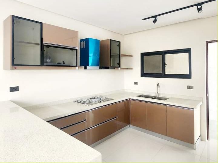 3 Bedroom Townhouse for sale in Venare Nuvali