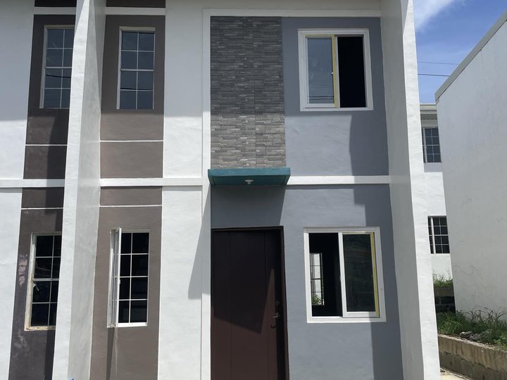 2 Storey Townhouse Inner For Sale in Santo Tomas Batangas