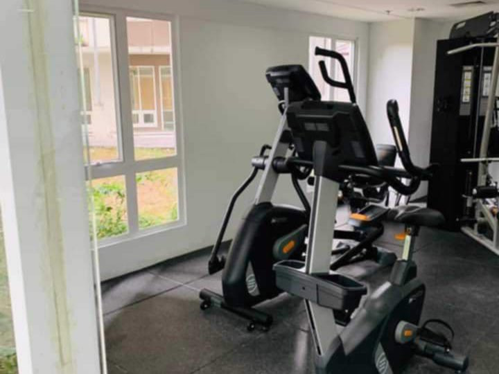 PET Friendly Rent to own Condo 15k Monthly Movein Ready 30 SQM 150k DP Pioneer Woodland mandaluyong