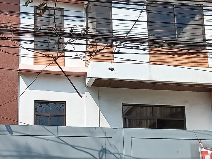 6bedroom Single Detached House For Sale in Quezon City / QC [House and