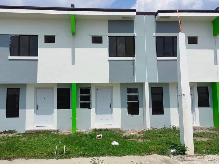 2-bedroom Townhouse For Sale in Tanza Cavite