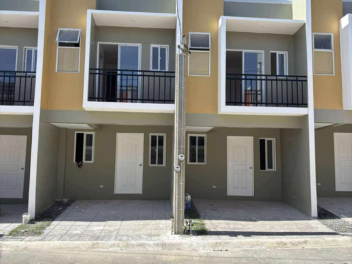 3-bedroom Townhouse For Sale in Marikina