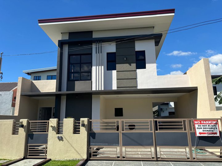 Ready For Occupancy 4-bedroom Single Detached House For Sale in Imus Cavite