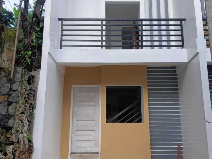 Townhouse San Roque Antipolo Near Ynares Center Antipolo  SELENE MODEL