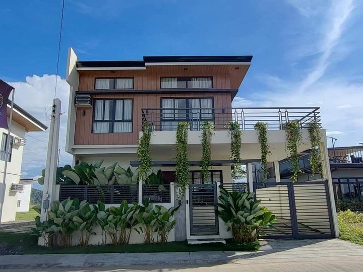 4-bedroom Single Detached House For Sale in Cagayan De Oro Misamis Oriental