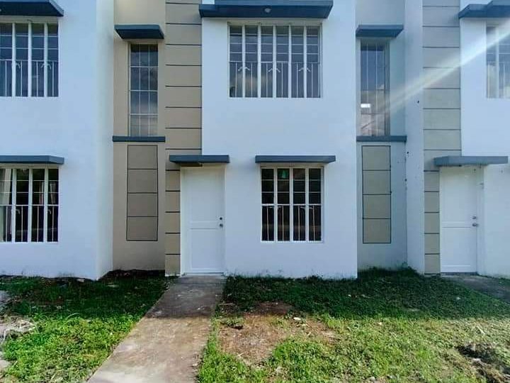 Ready for Occupancy 2 bedroom townhouse