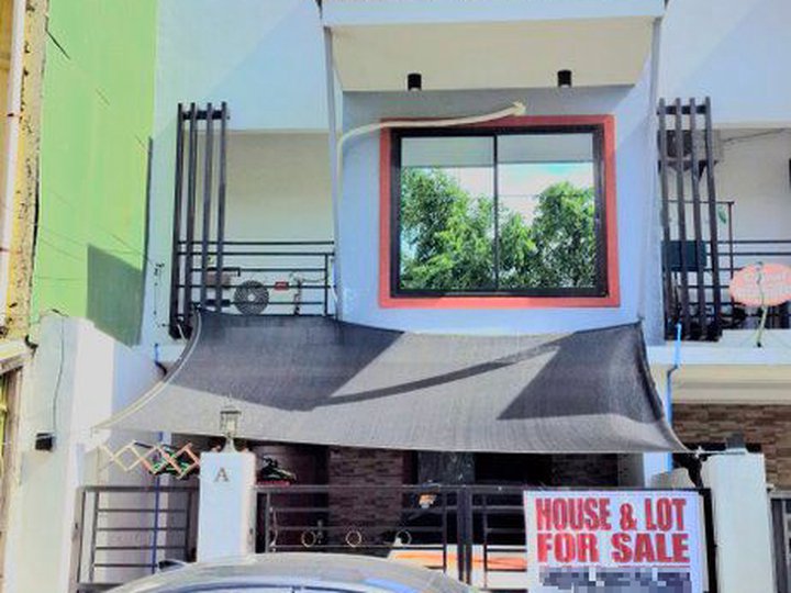 3 bedroom townhouse for sale in Pilar village Las Pinas City